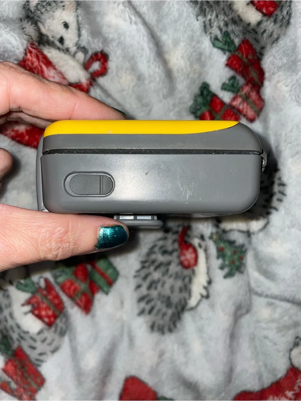 SONY SPORTS WALKMAN WM-FS191 YELLOW AM/FM PORTABLE CASSETTE PLAYER